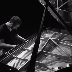 Em concerto: Júlio Resende