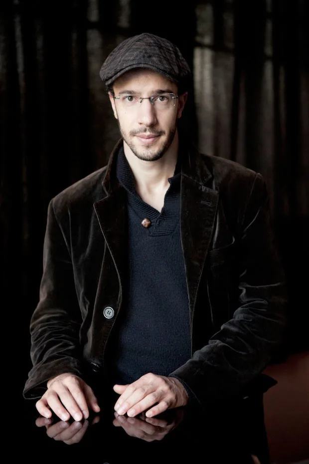 “Amália por Júlio Resende” / Centro Cultural de Cascais