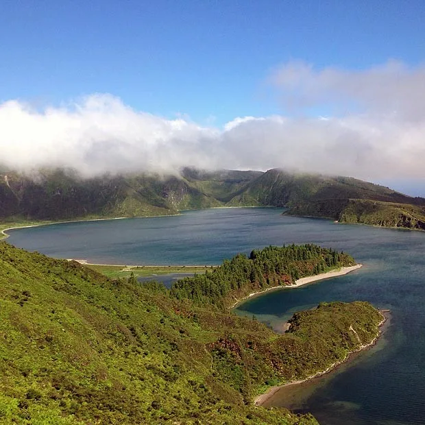 A gastronomia açoriana a oito mãos