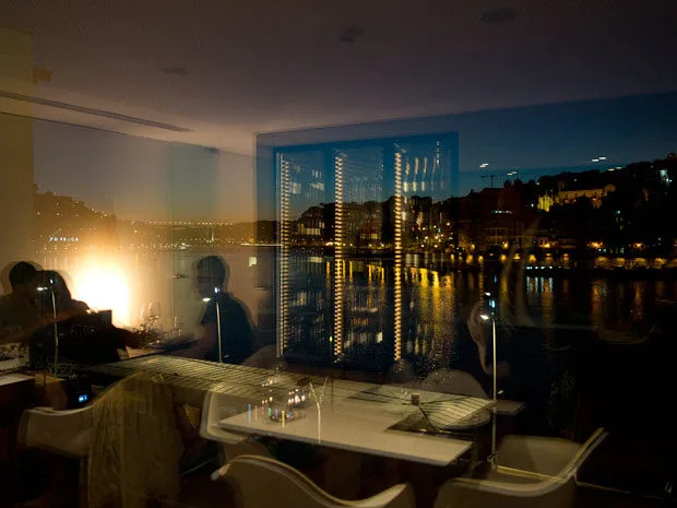 Uma viagem pela cozinha portuguesa / De Castro Gaia