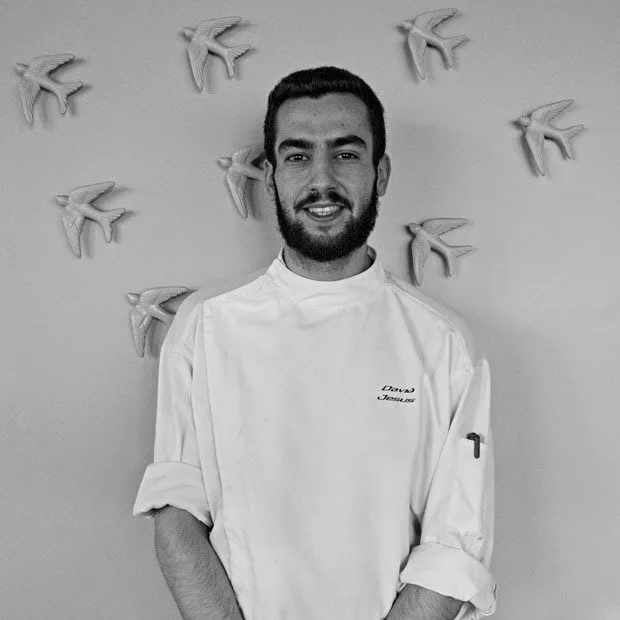 “Digo sempre à minha equipa que há três formas de crescermos na cozinha e uma delas é o aprender fazendo” / Chef David Jesus