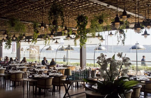 “Comida de casa” com sabores mediterrâneos / SUD Lisboa Terrazza