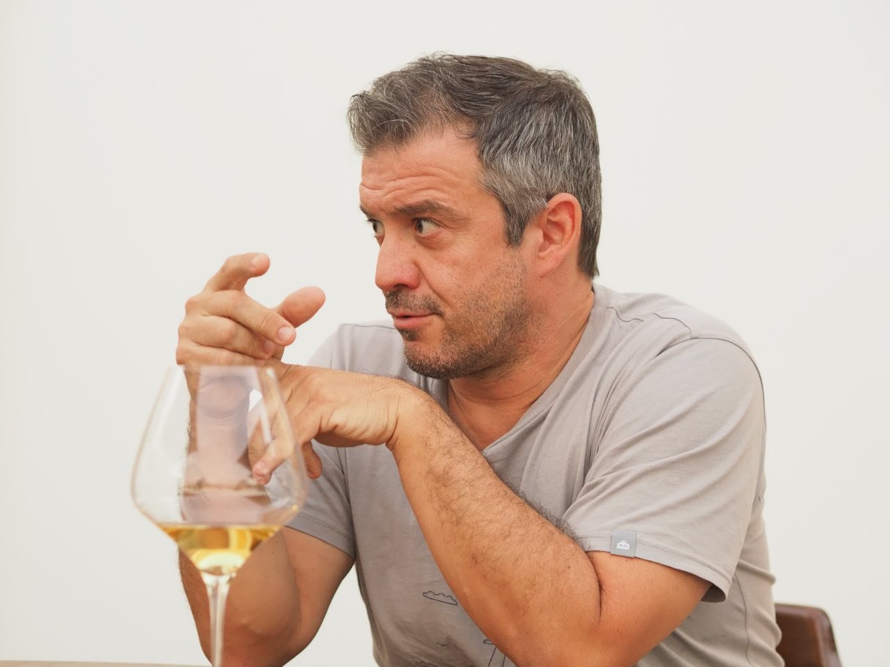 bacalhau d’assinatura • chef Miguel Rocha Vieira: “É preciso que gostem muito de ser cozinheiros, porque se não é assim hoje, como é que vai ser quando tiverem 40?”