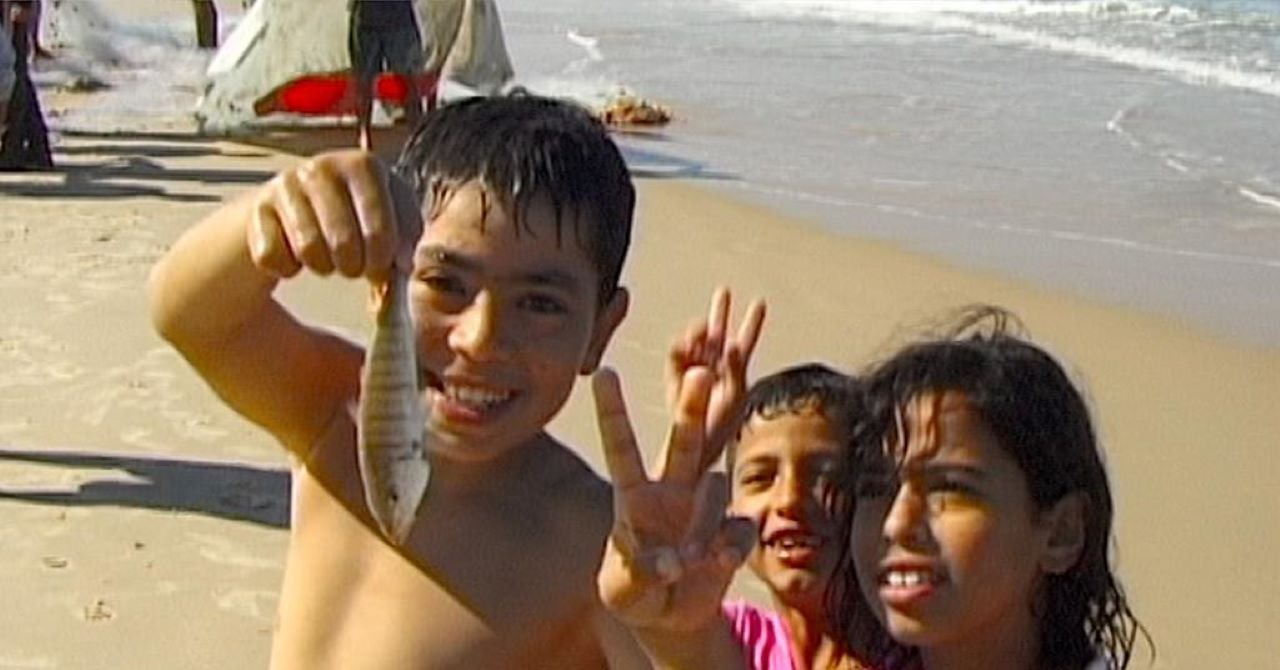 Rumo ao sol que se afasta no horizonte