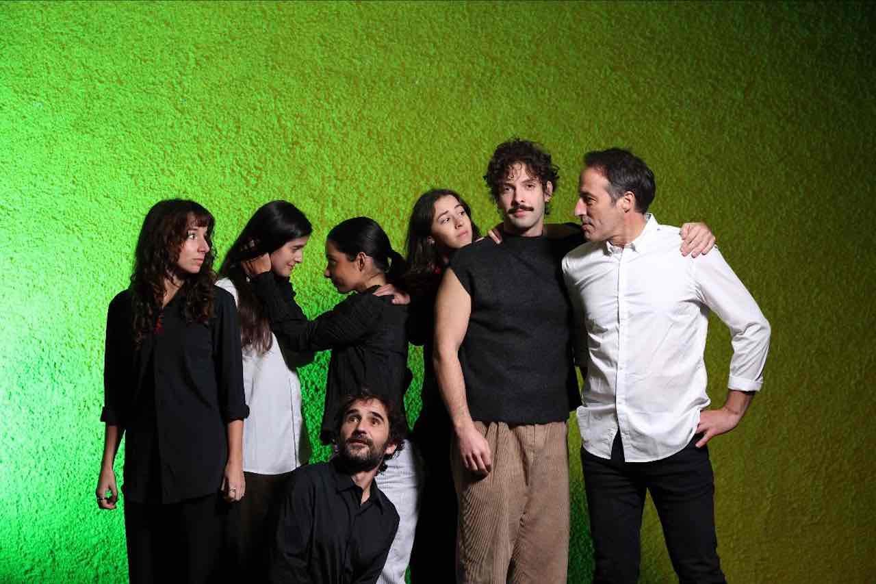 “Amor e Informação”/ Marionet