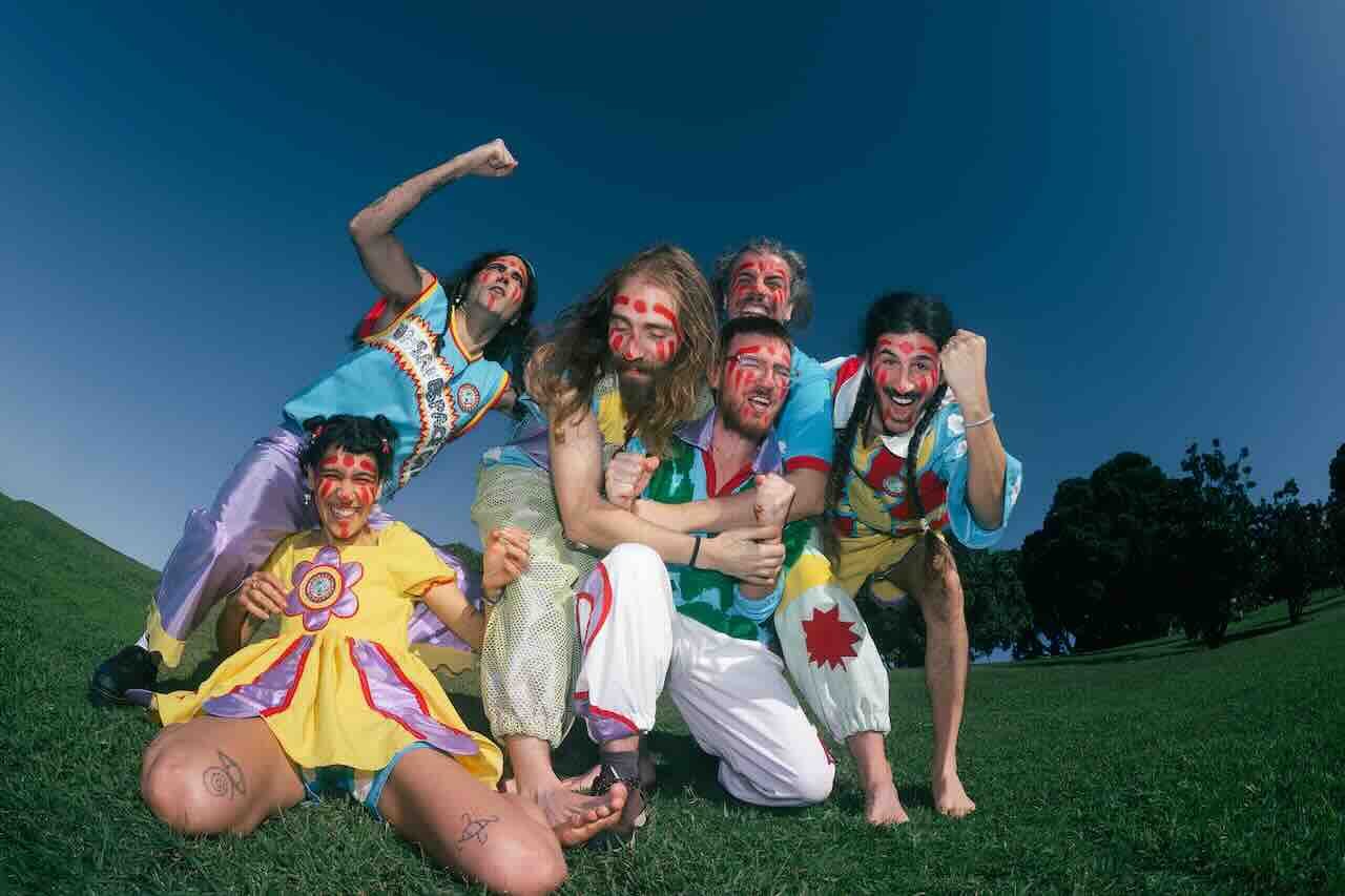 “Mais Uma Voltinha”/ Unsafe Space Garden