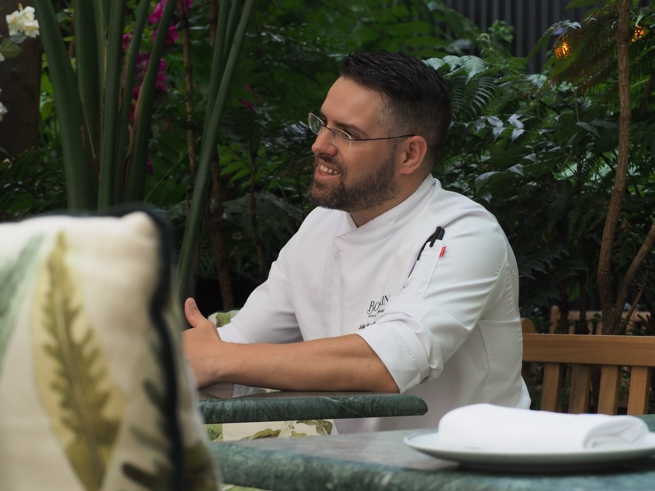 bacalhau d’assinatura • chef João Santos: “O reconhecimento de um cozinheiro acontece quando as pessoas não se fartam da comida deles”