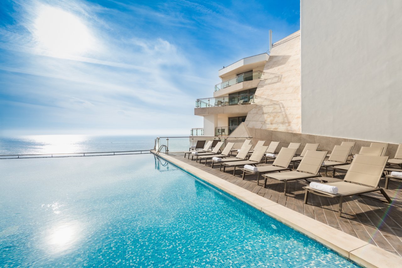 Sesimbra Oceanfront Hotel ou quando o Atlântico rima com férias